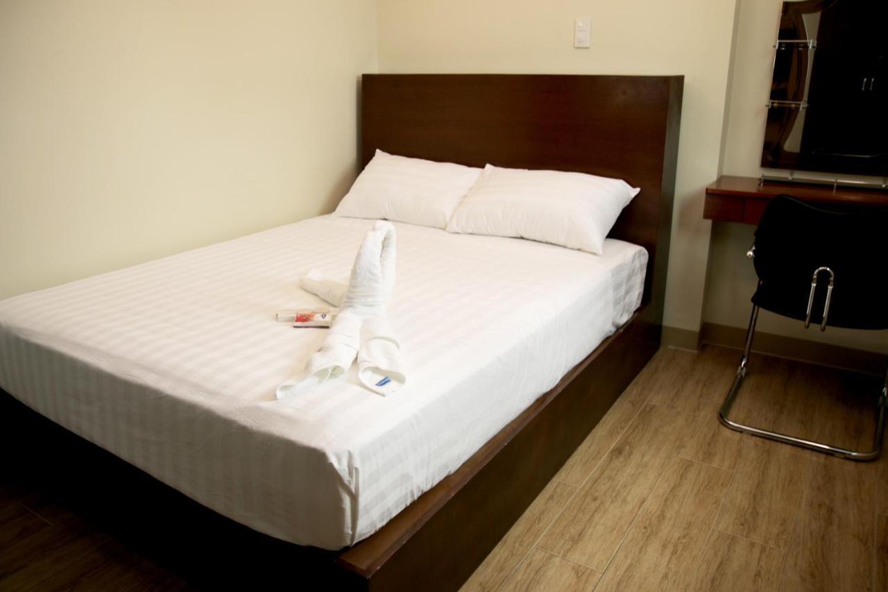 Happytelle Otel Dipolog Dış mekan fotoğraf